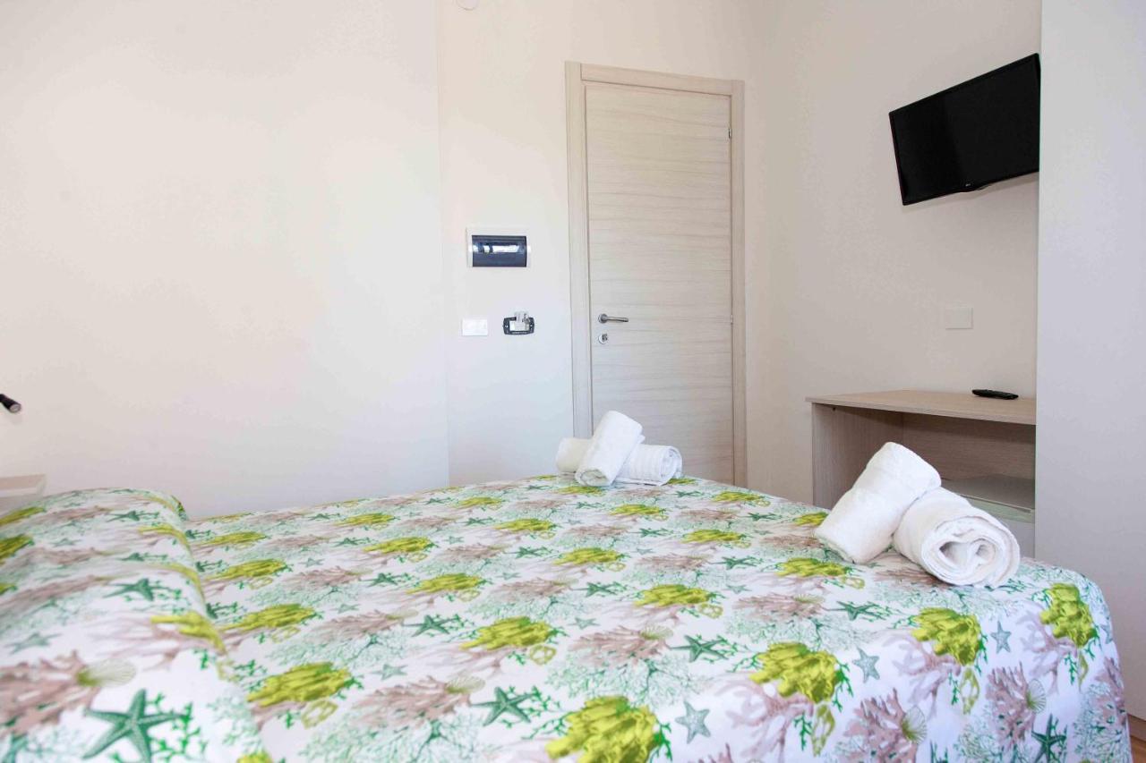 La Perla Rosa Bed & Breakfast Diamante Eksteriør bilde