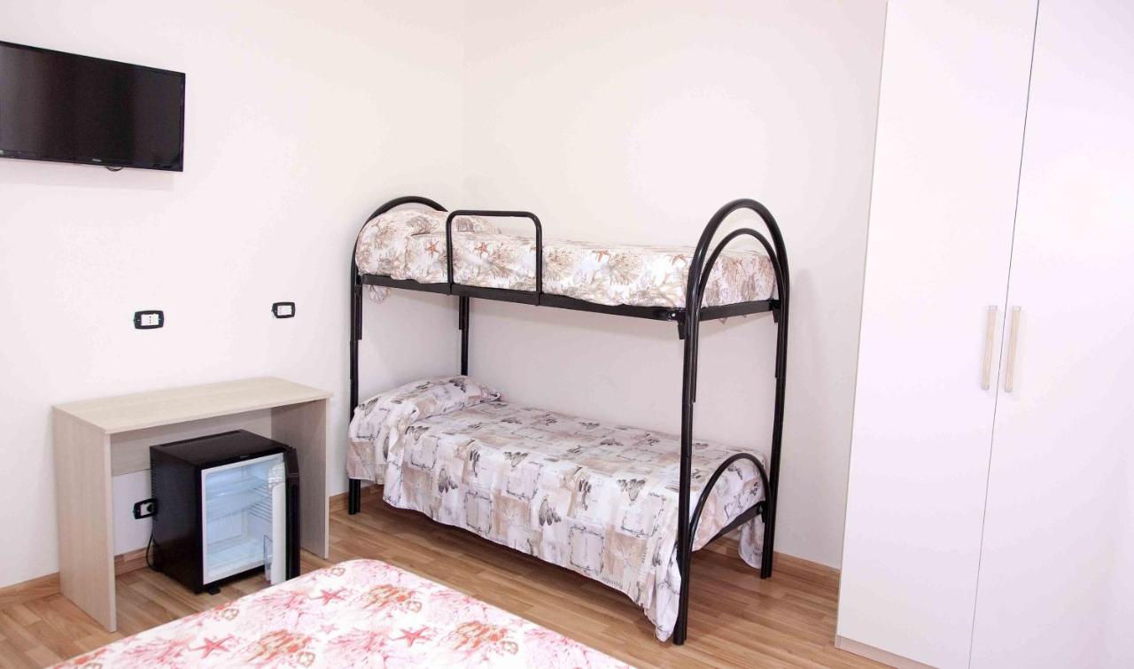 La Perla Rosa Bed & Breakfast Diamante Eksteriør bilde